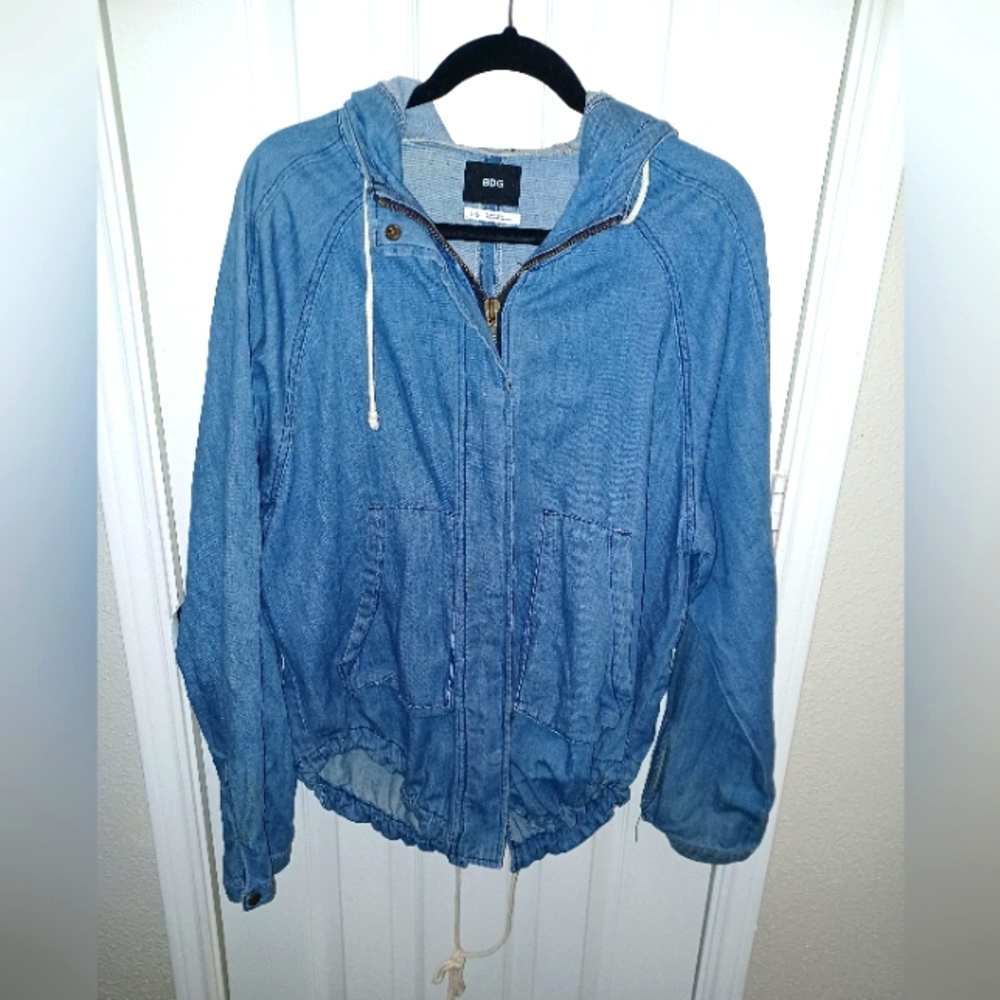 BDG Zip Up Jean Jacket with hoodie, L